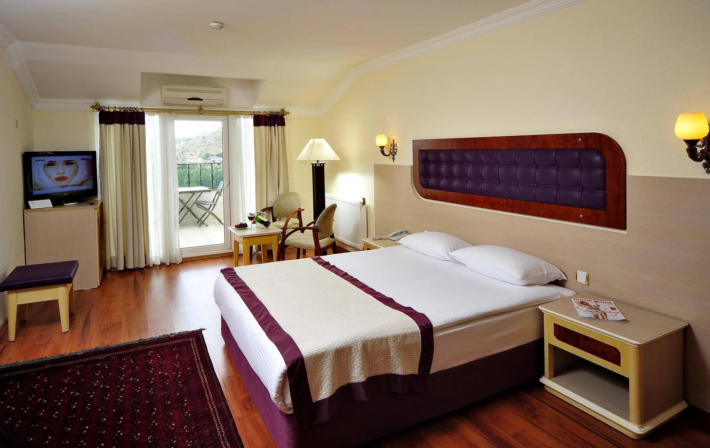 Dinler Hotels Ürgüp Extérieur photo